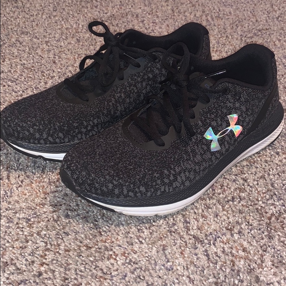 Under armour tennis shoes